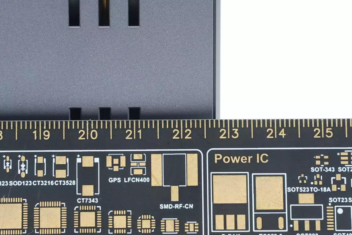 防雷插座拆解,插座10位绿联