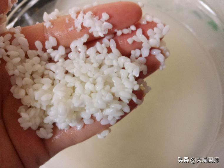 做米酒要怎么泡糯米,甜米酒一定要糯米吗怎么做