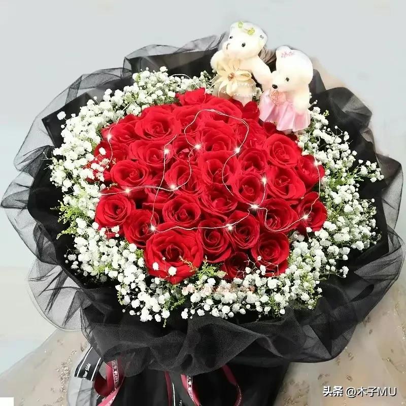 情人节玫瑰花99朵大图片,情人节男生送给女生99朵玫瑰花