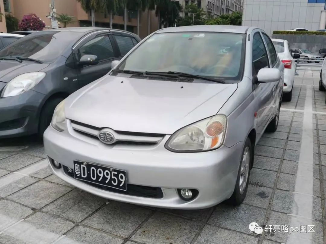 一汽威乐加长图片,04款一汽威乐新车售价