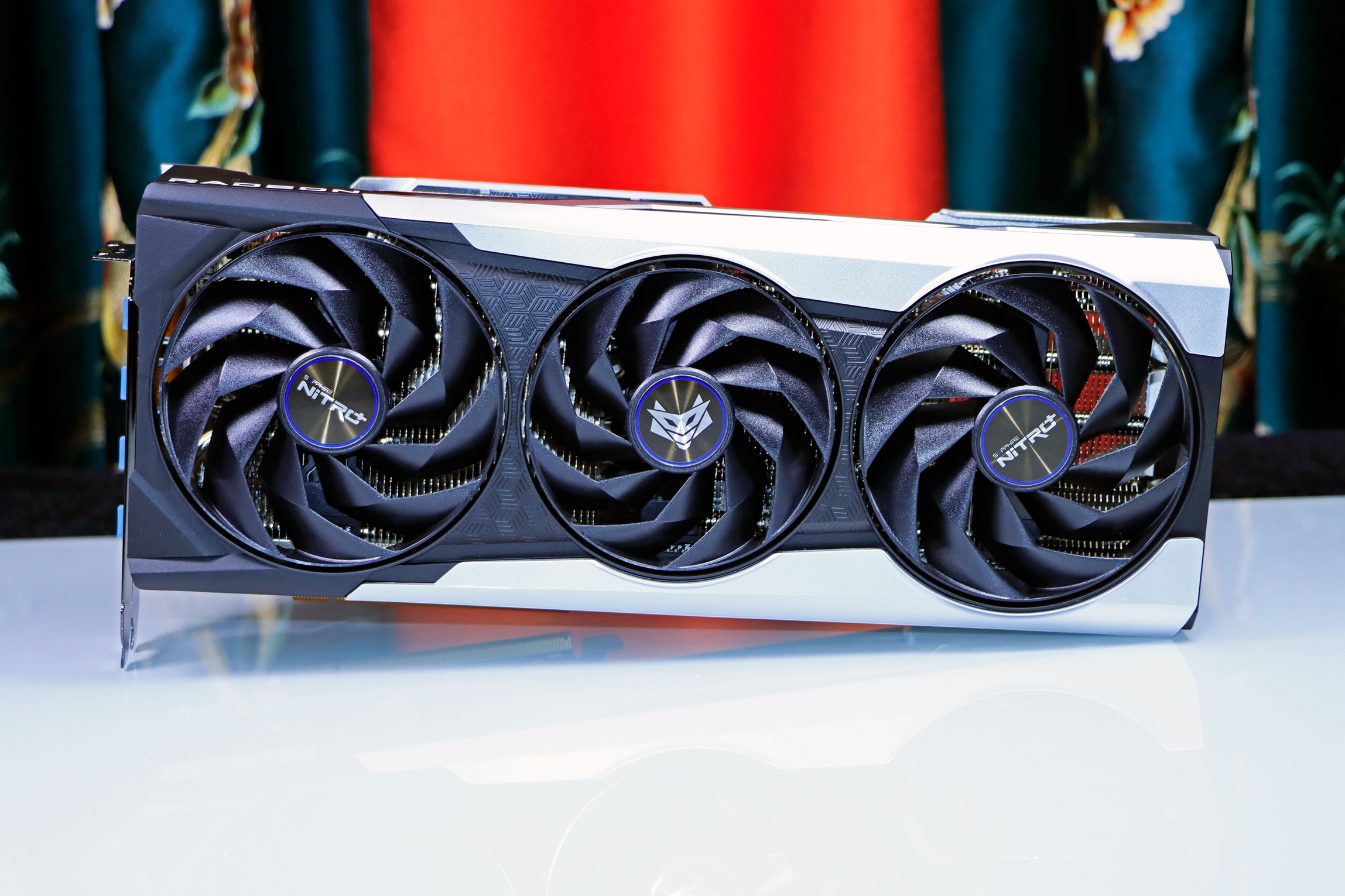 5700x高一代,5700x性能差距