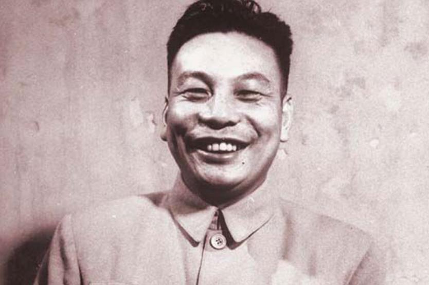 蒋万安家世之谜,帅气面容来自祖母,但祖母惨死原因至今扑朔迷离