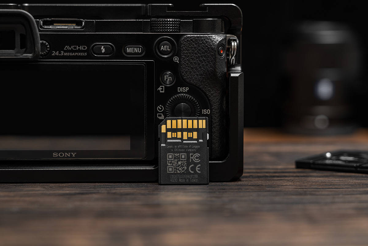 雷克沙tf卡1800x实测,玩了三年剪映才发现的秘密