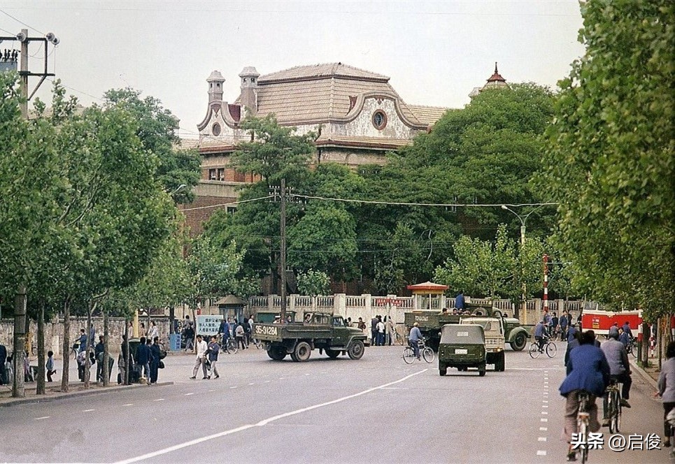 大连中山路老建筑,大连满铁中央实验所旧址