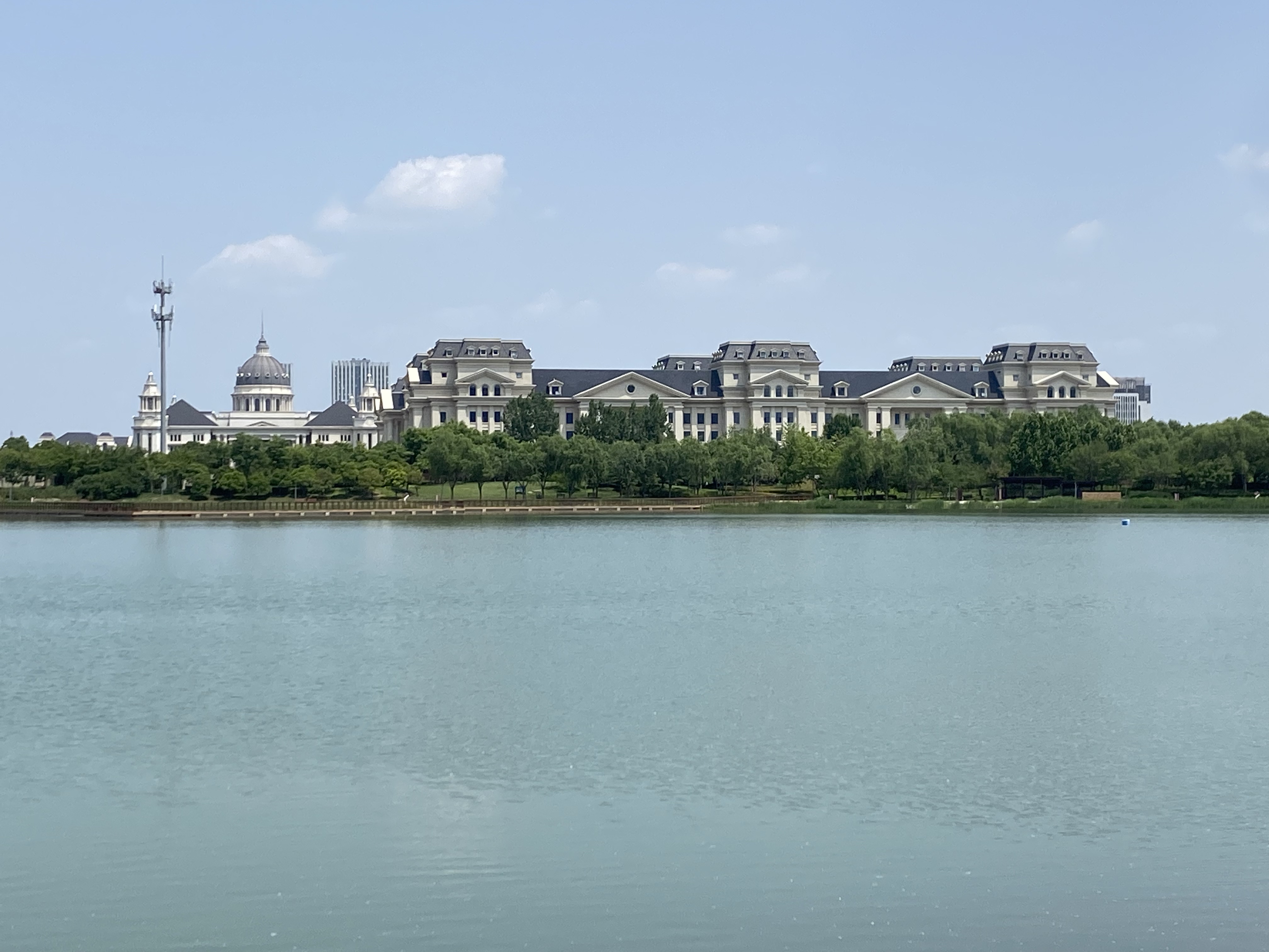 fatfinger,Fat是肥胖的意思吗