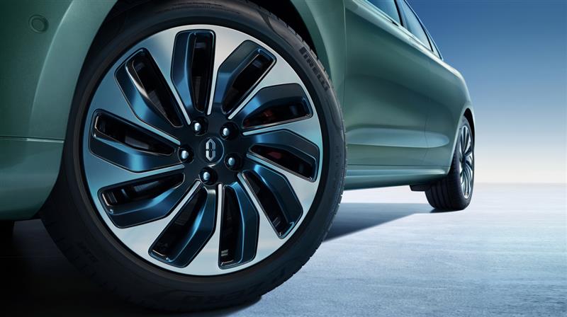 华为赋能的AITO问界M5,究竟有几分实力?