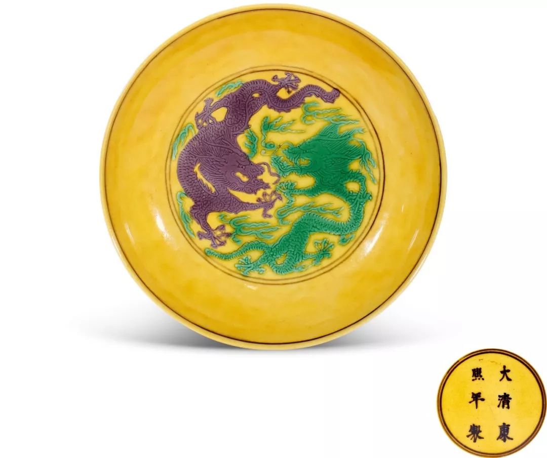 同治官窑白釉绿彩龙纹盘,清三代瓷器龙纹特征