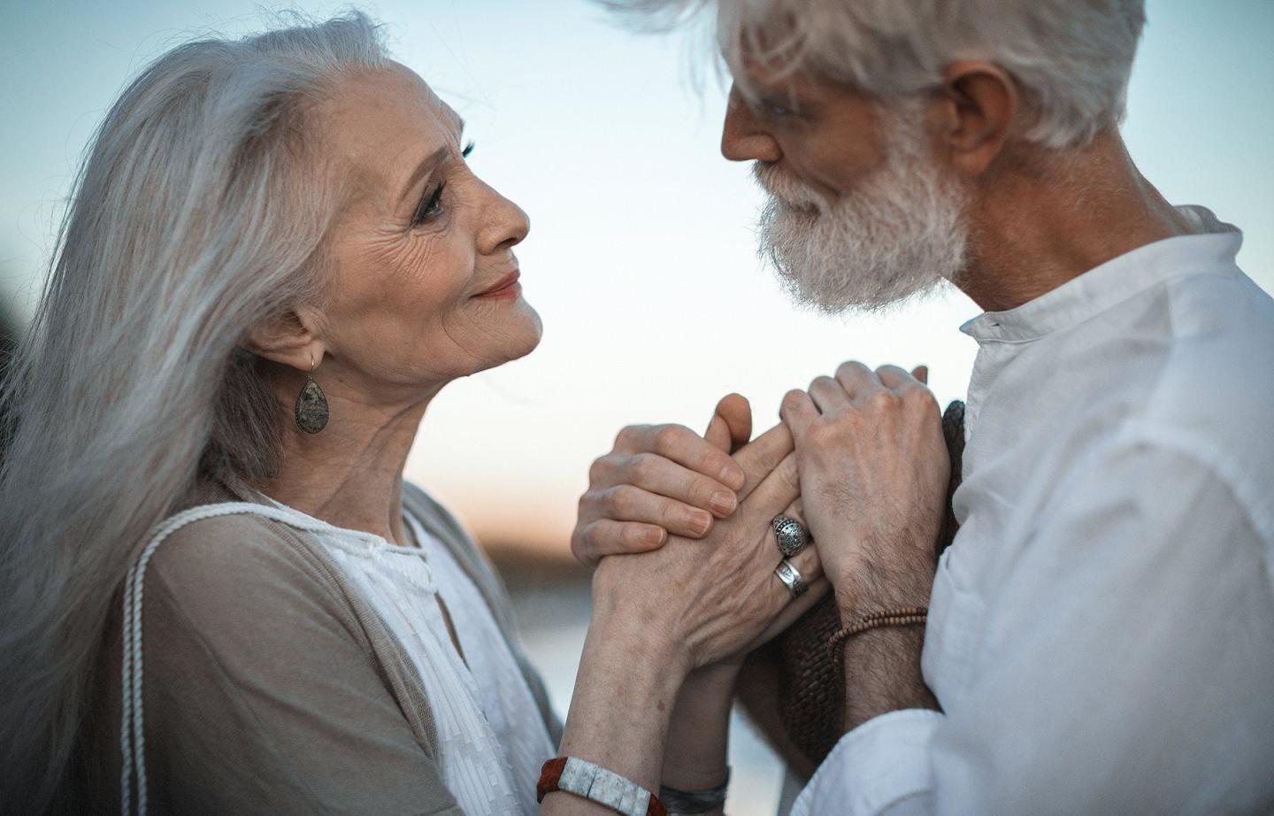 50岁男人终于明白，露水情缘只是一时贪欢，就怕清醒太晚