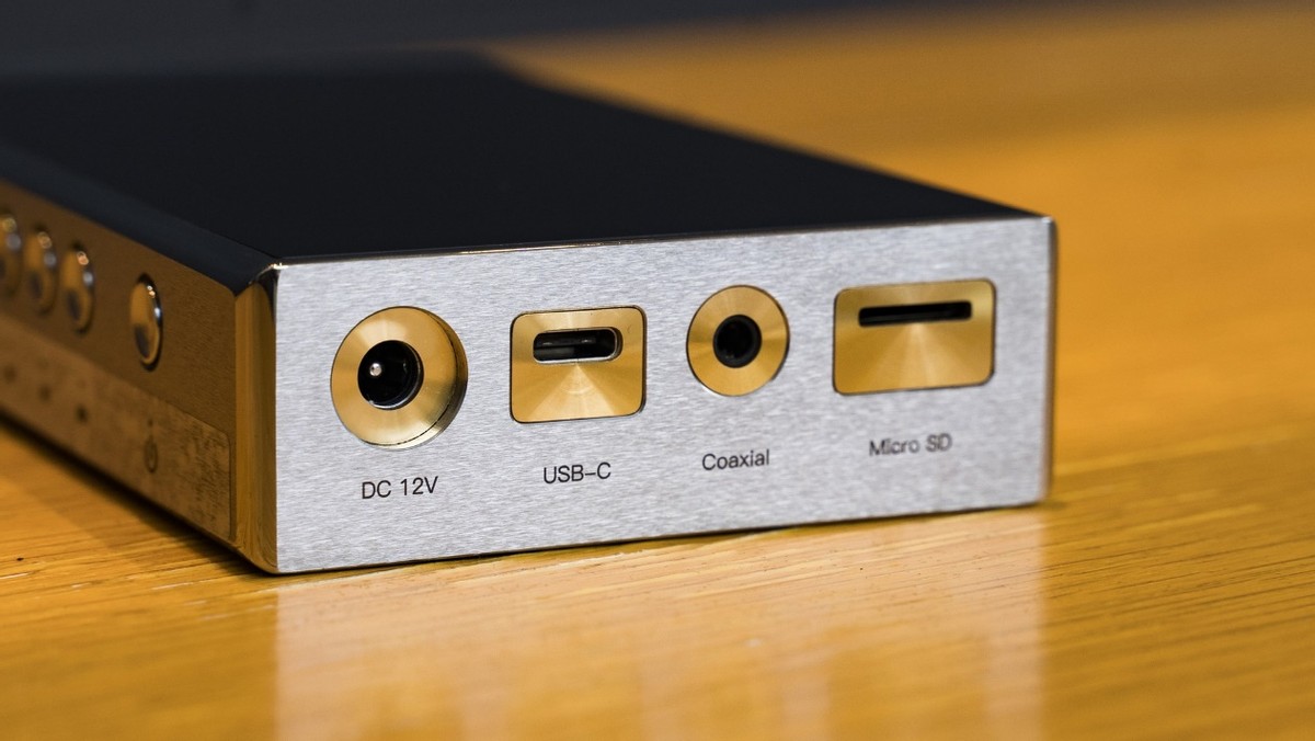 站在超旗舰之巅——iBassoDX320MAX手记