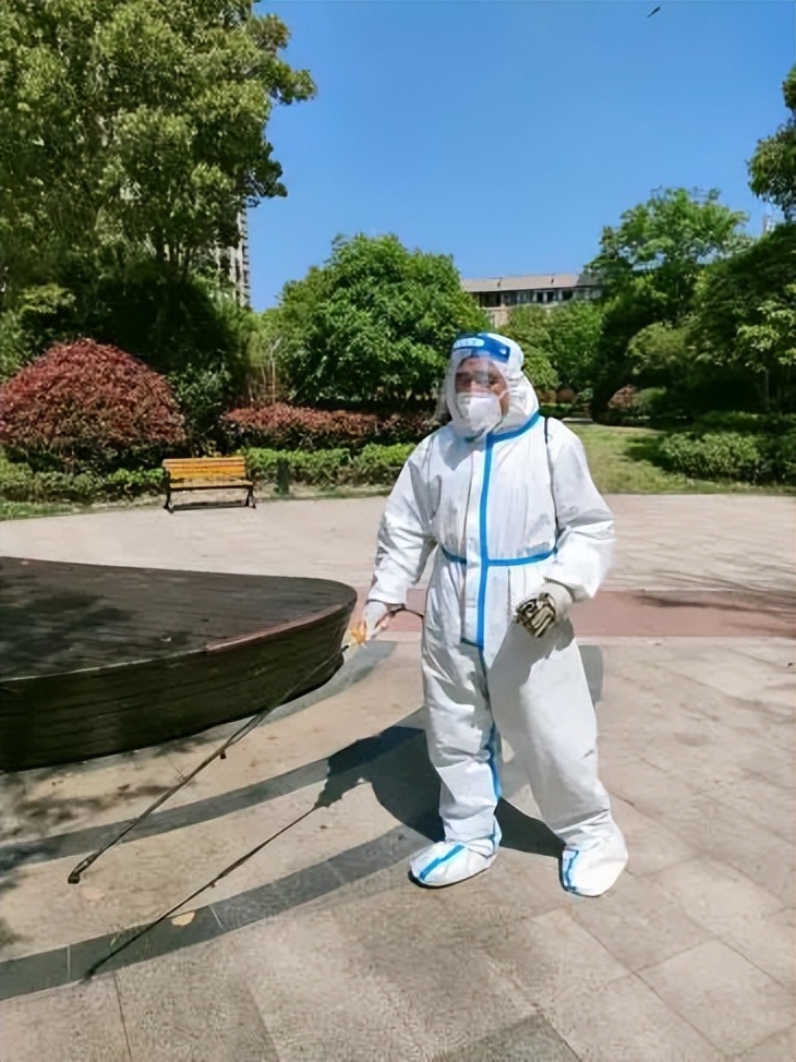 致敬鑫苑服务“摘星”人——昆山鑫都汇战疫先锋事迹