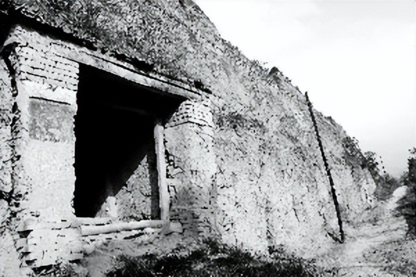 “地网”是怎么来的？受农民启发，一代名将创造克制金人骑兵利器