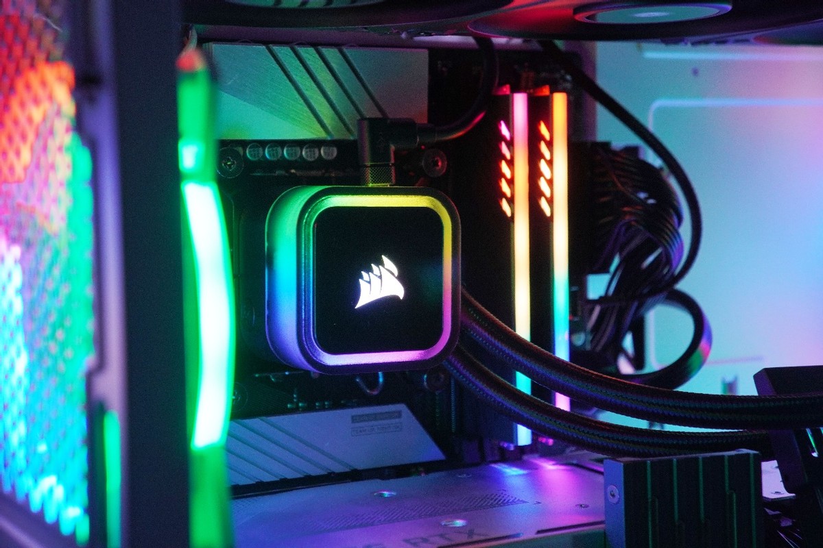 美商海盗船h150ipro水冷拆解,海盗船h150i精英版六风扇