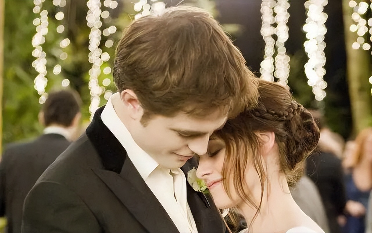 最新名单来了，好莱坞最美的10位女演员出炉：德普前妻高居第7名