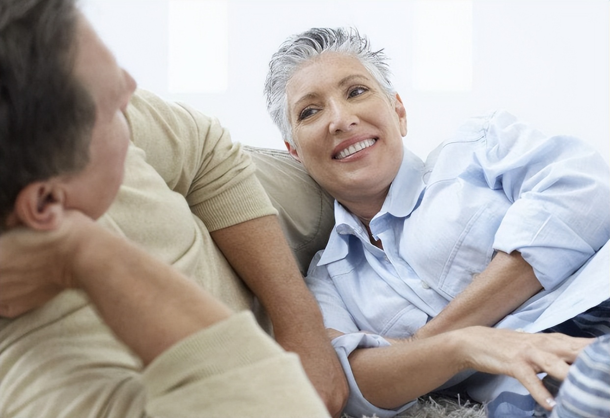 “办事”时使用润滑剂，对人体有害吗?别害羞，男女了解下有好处