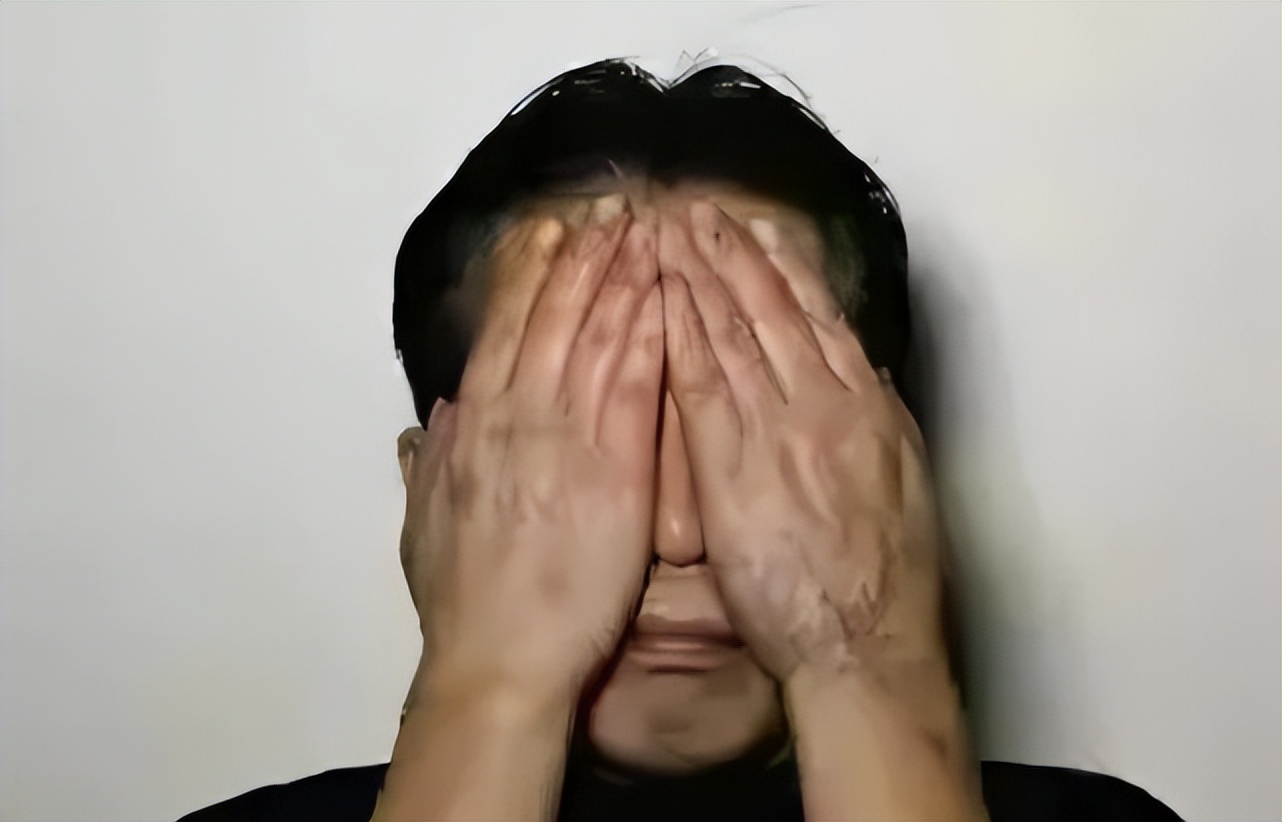 *底卧**刑警被迫吸毒沦为阶下囚，是否该得到补偿？*底卧**真需要染毒吗