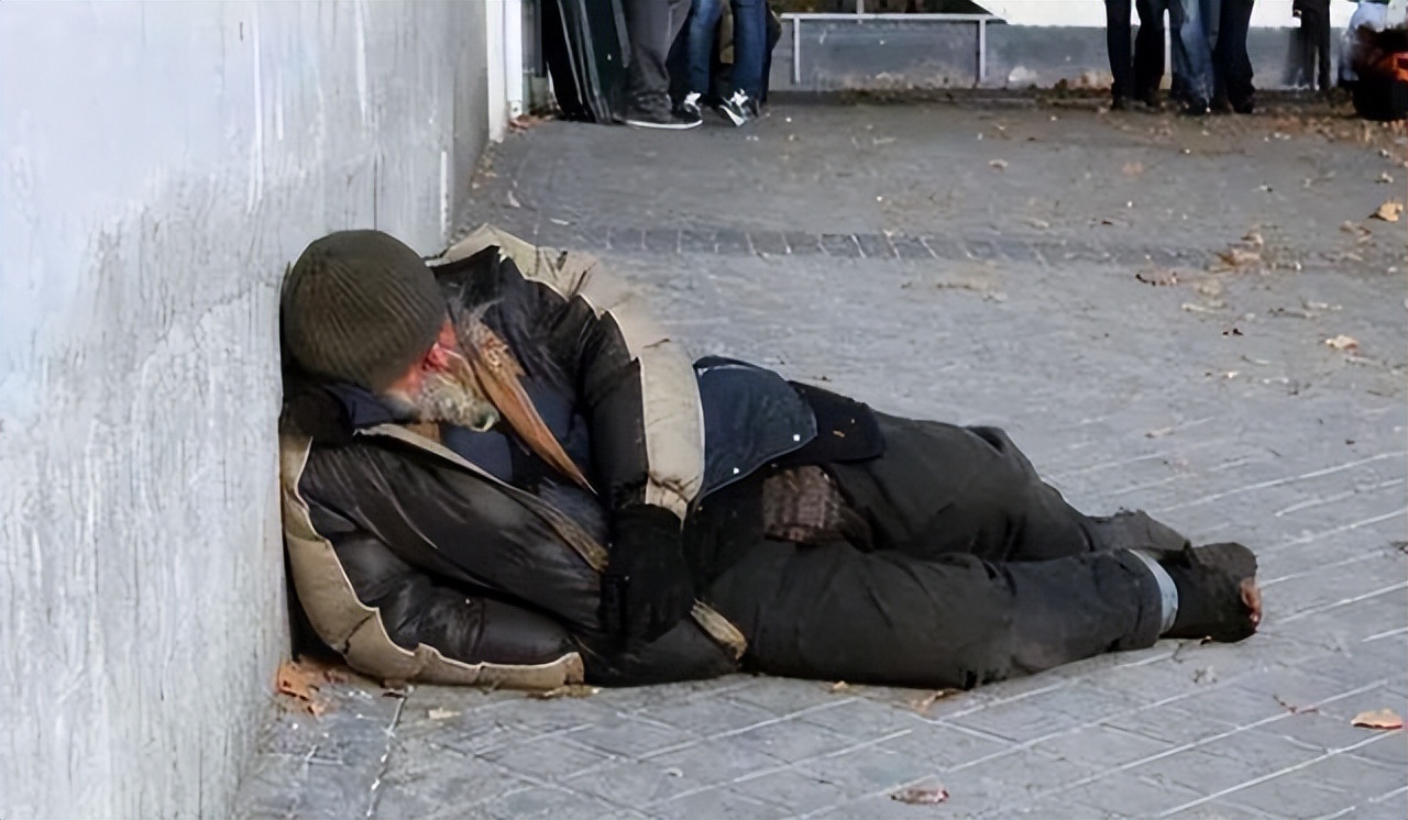 为什么从古至今都有乞丐,双腿消失的乞丐全集