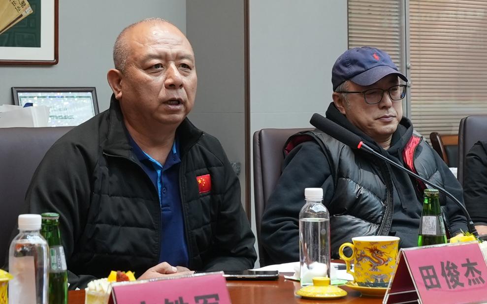 十冠王荣耀加冕，英雄路永不止步——纪念辽宁足球队夺取亚俱杯冠军33周年座谈会