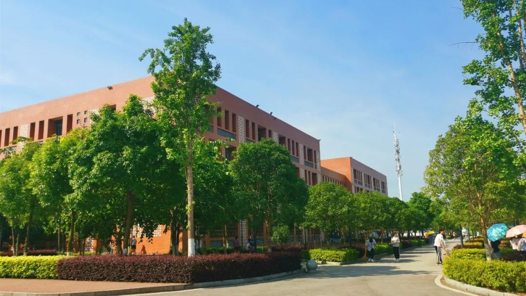 怀化市师范高等专科学校招生,怀化师范高等专科学校就业怎么样