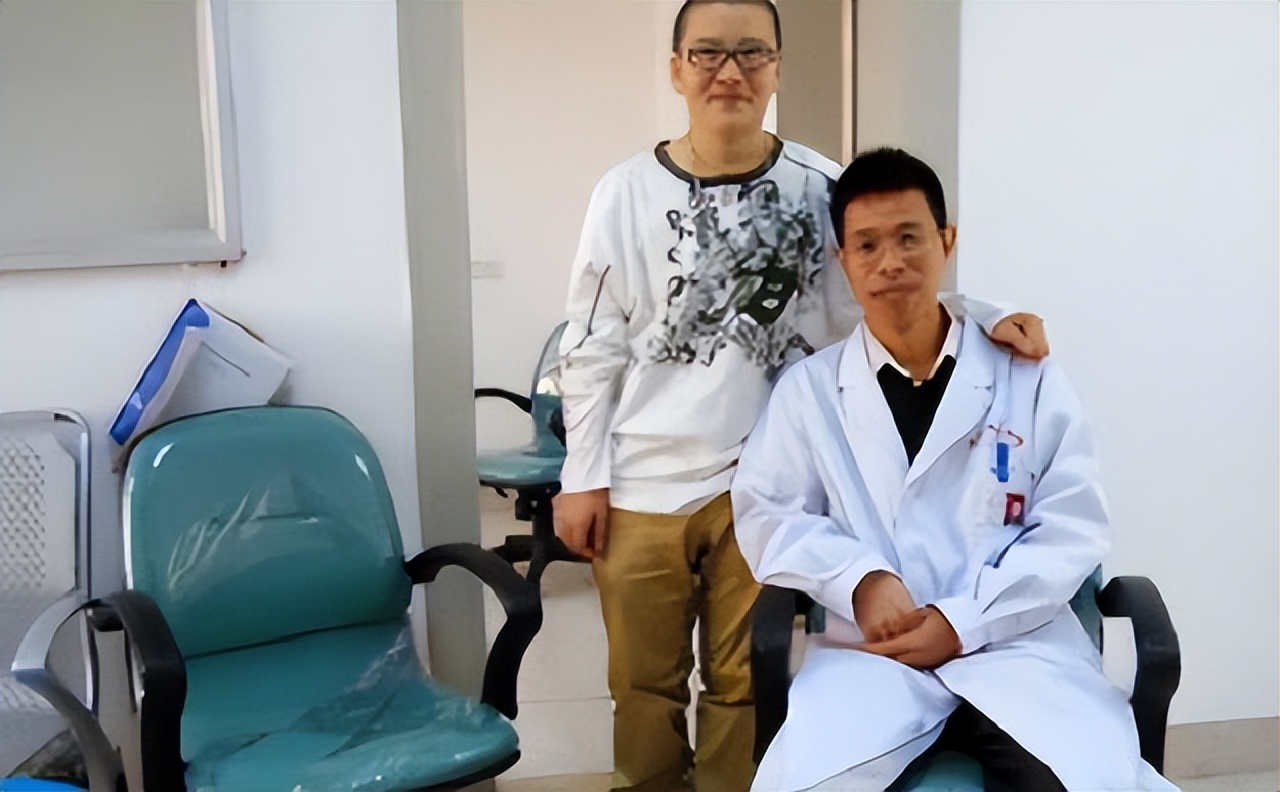 宁夏姑娘耿子做“女变男”手术，强行变成男人后，现在怎么样了？