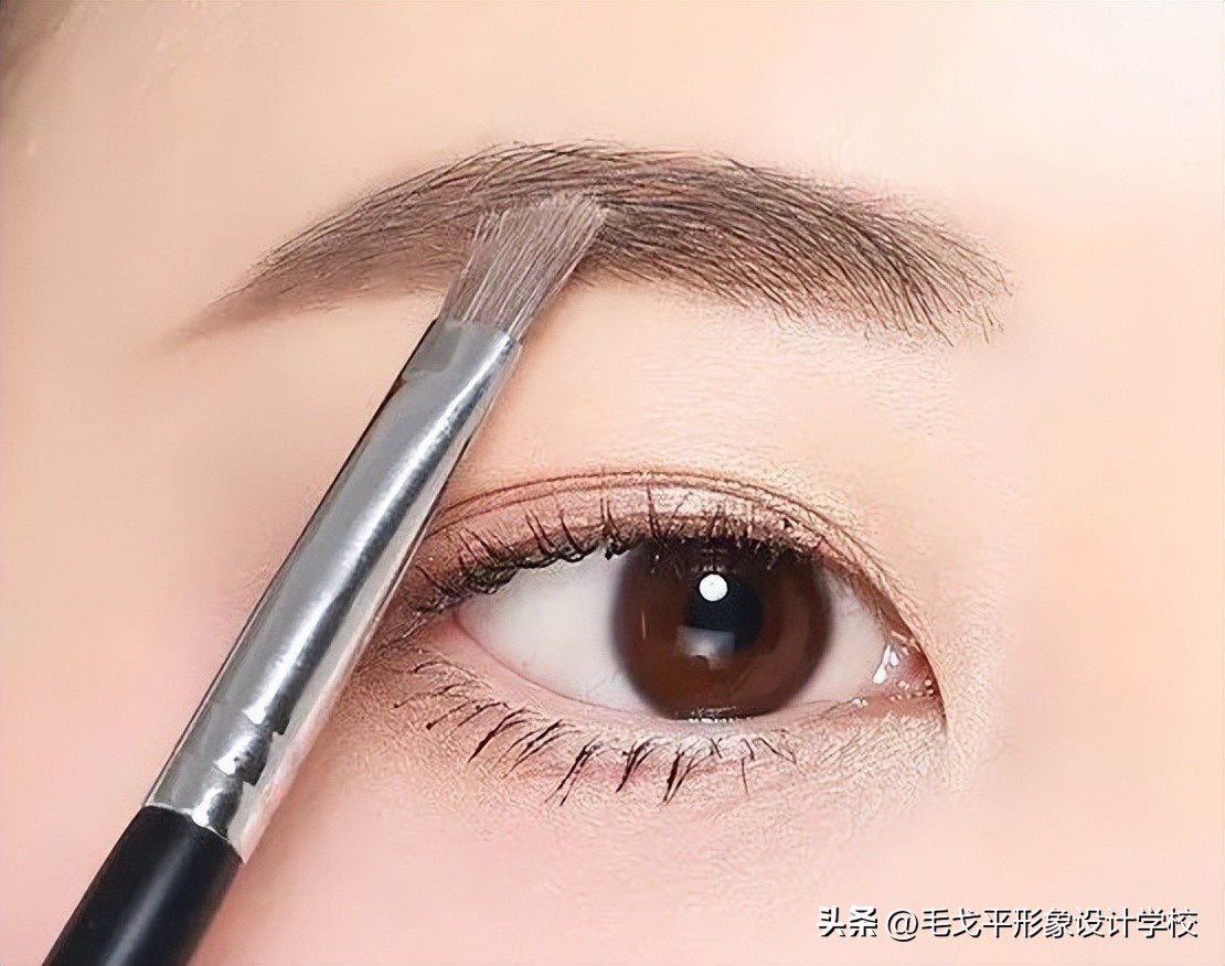 新手画眉修眉最简单方法,手残党先修眉还是先画眉