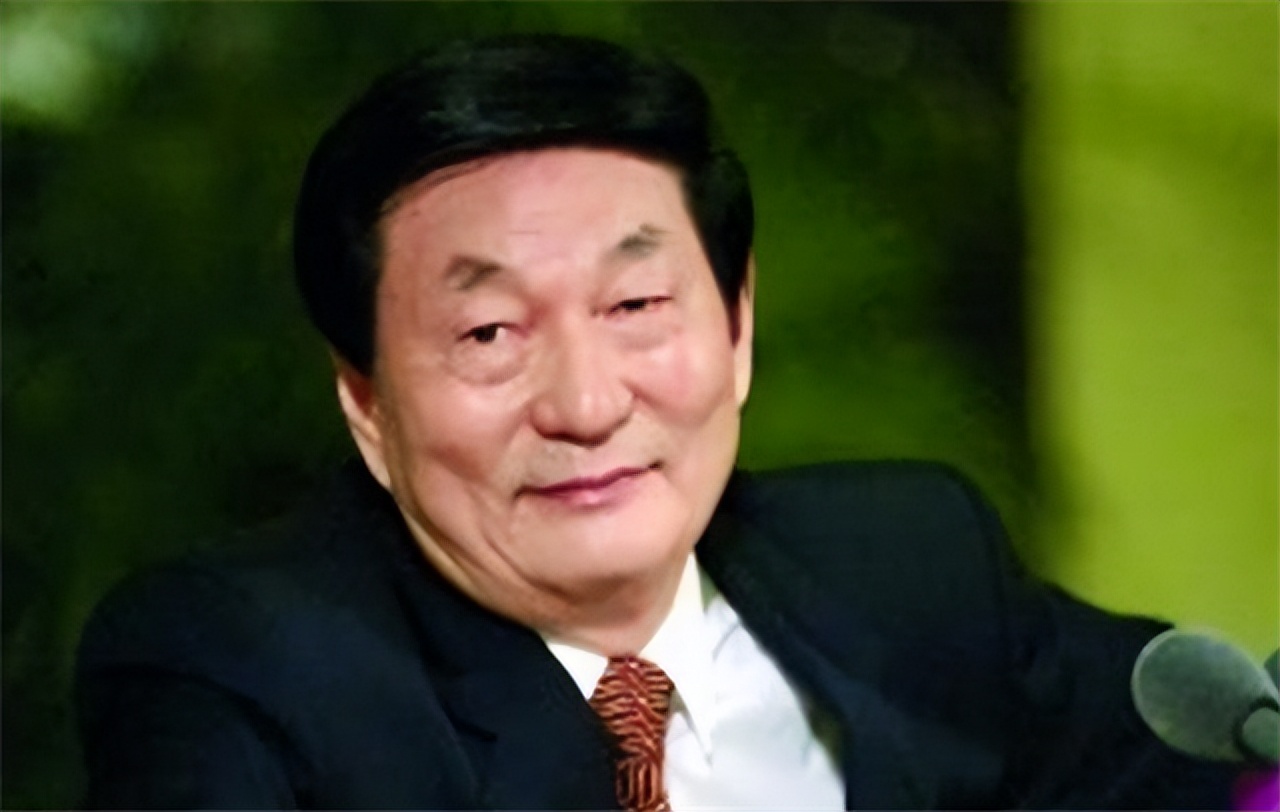 88年*镕基朱**自我批评：作为上海市长我不是最佳，比江*民泽**差得很远