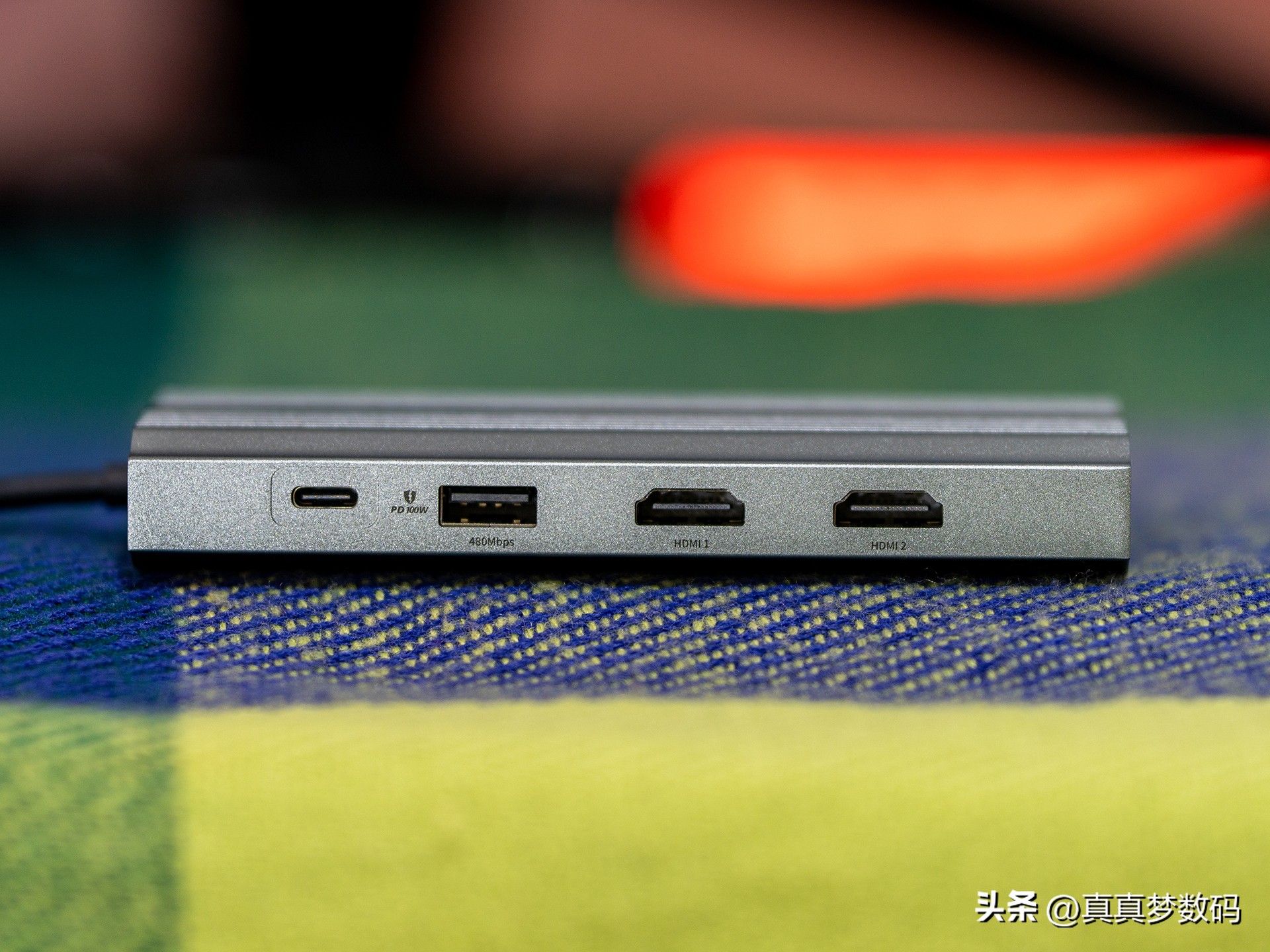 不只是游戏机！SteamDeck连接4K显示器做电脑主机性能和心得分享