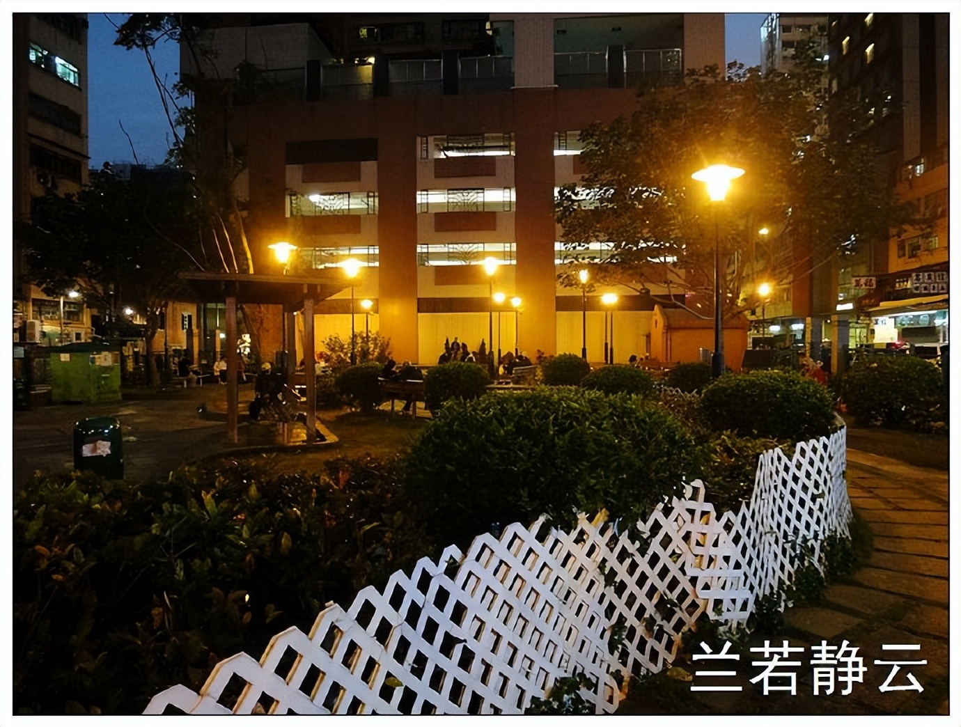 香港庙街和油麻地哪个更好玩,香港油麻地庙街视频