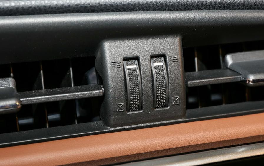 丰田最新的第五代油电混动系统 (丰田ths第四代混动油耗多少)