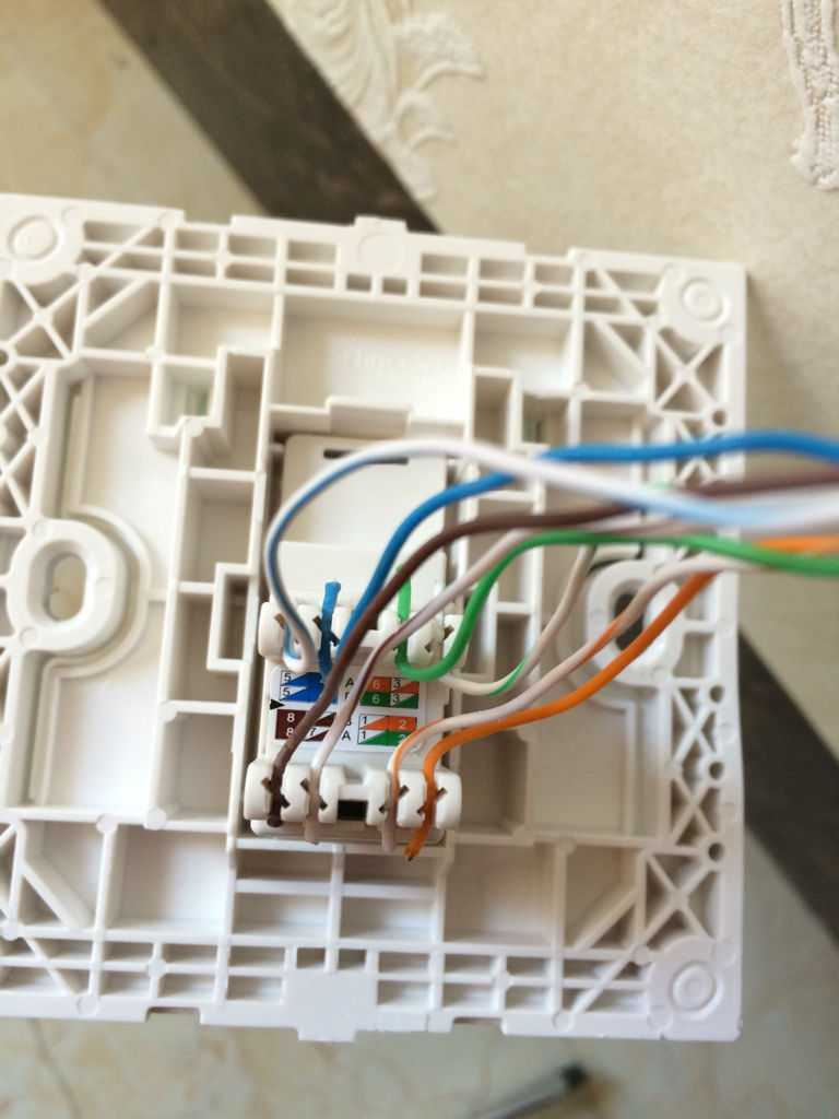 家里做网络，怎么走网线才能保证传输效率？