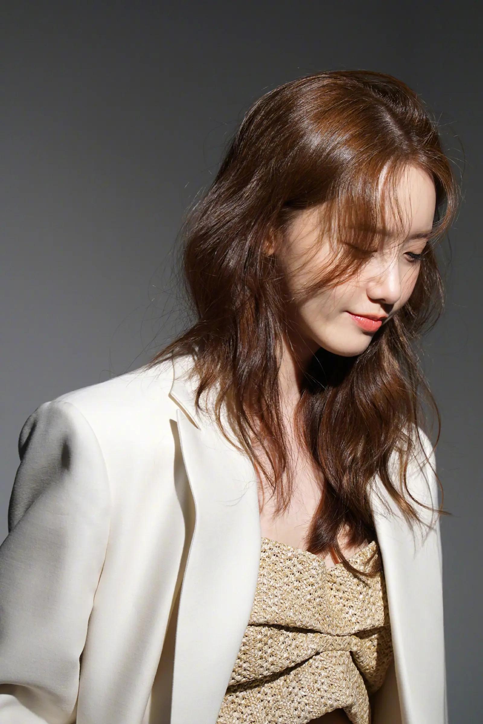 韩国女明星林允儿手机壁纸,手机壁纸超清动态美女林允儿