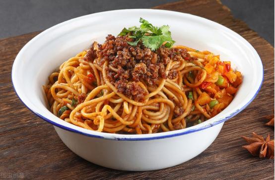 面条哪的好吃？经评选，全国这6大面条榜上有名，看有你家乡的没