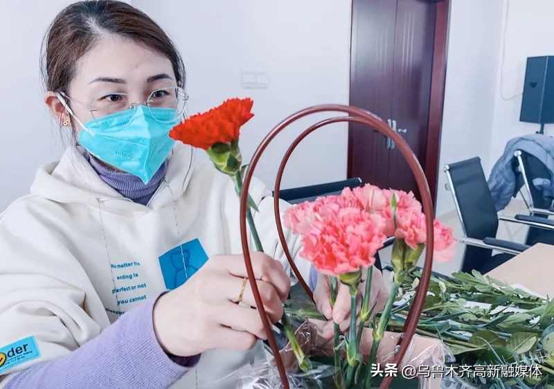 三八妇女节巾帼魅力绽芳华图片,情暖三八节巾帼绽芳华文章