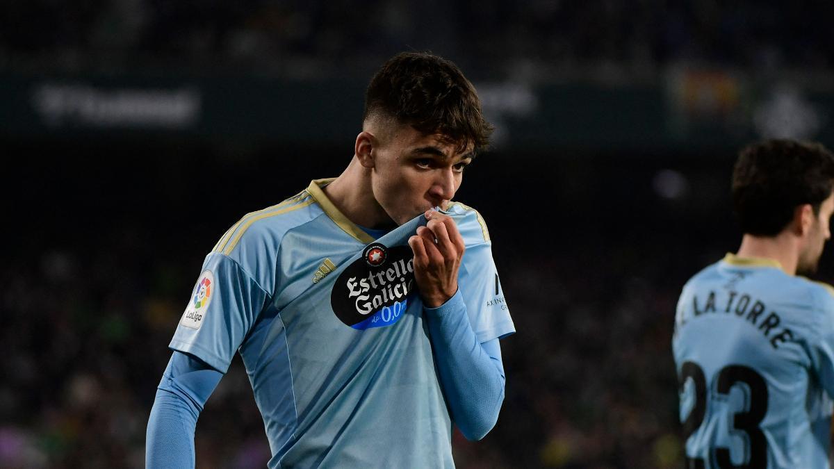 曼联出售新星马奎尔,马奎尔加盟曼联新闻