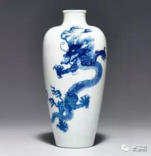 同治官窑白釉绿彩龙纹盘,清三代瓷器龙纹特征