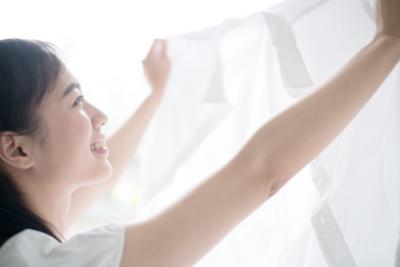 衣服染上口红了用什么方法去除,衣服上染口红怎么处理