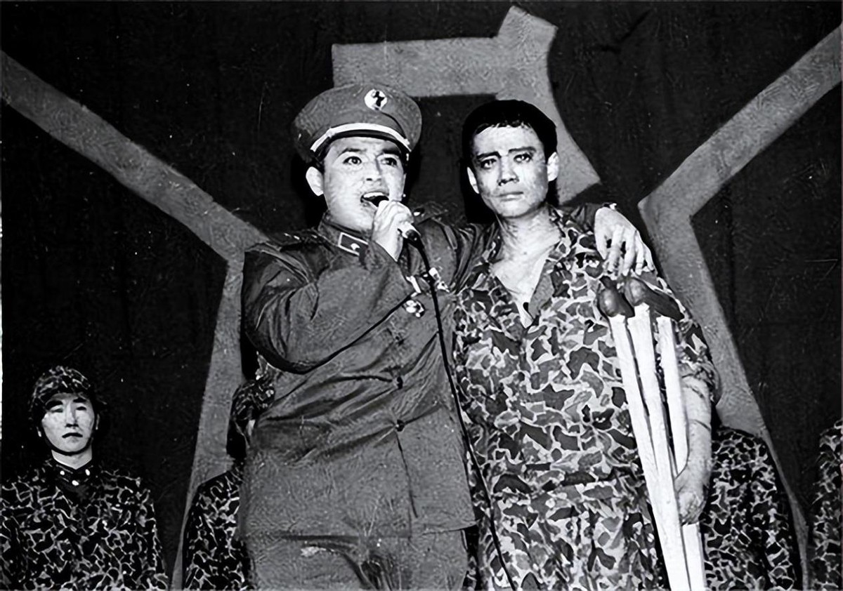 独腿英雄徐良，1987年登上春晚红极一时，后因谣言闹得妻离子散