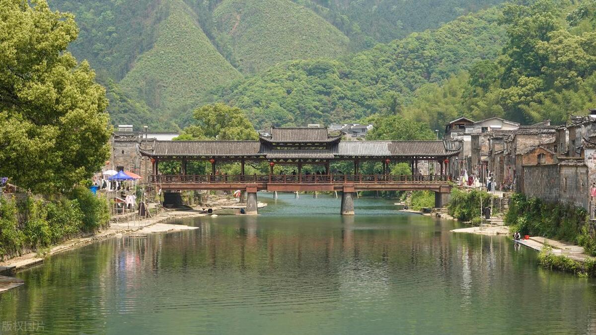 夏天最好的十大避暑城市,最适合夏天去的古镇