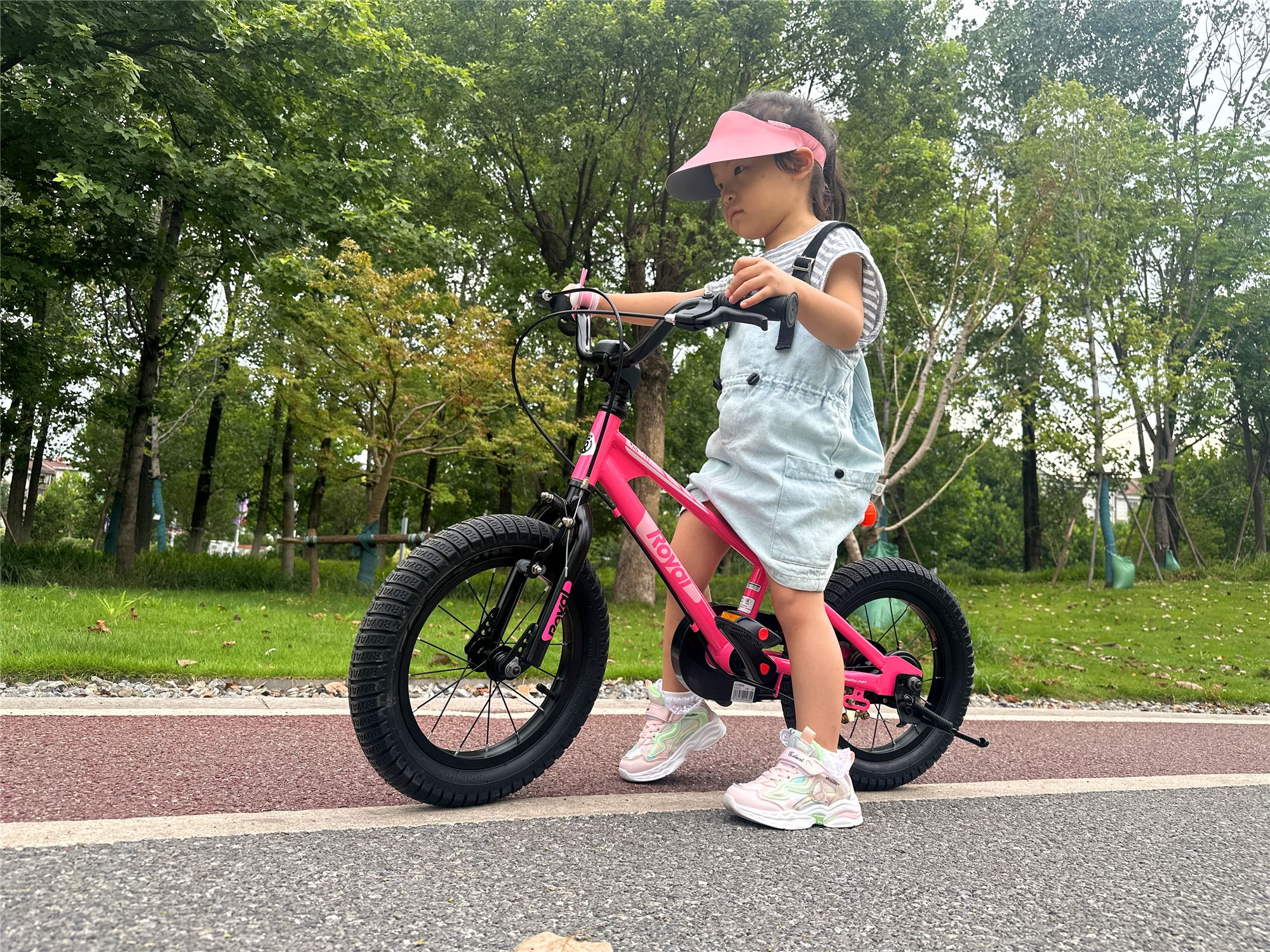 优贝小孩自行车,优贝ez二合一自行车广告