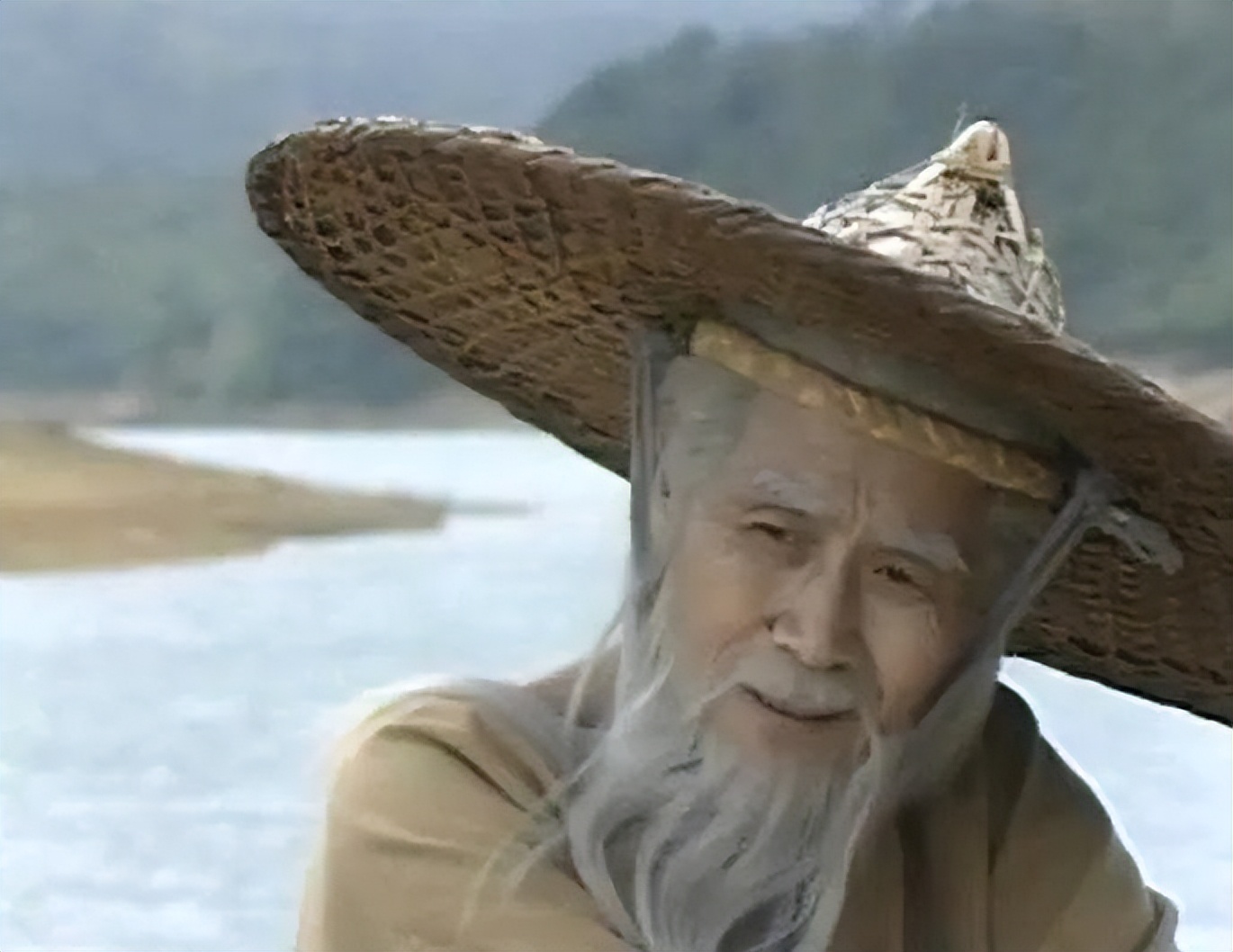 姜子牙扮演者蓝天野多少岁,致敬姜子牙扮演者蓝天野先生