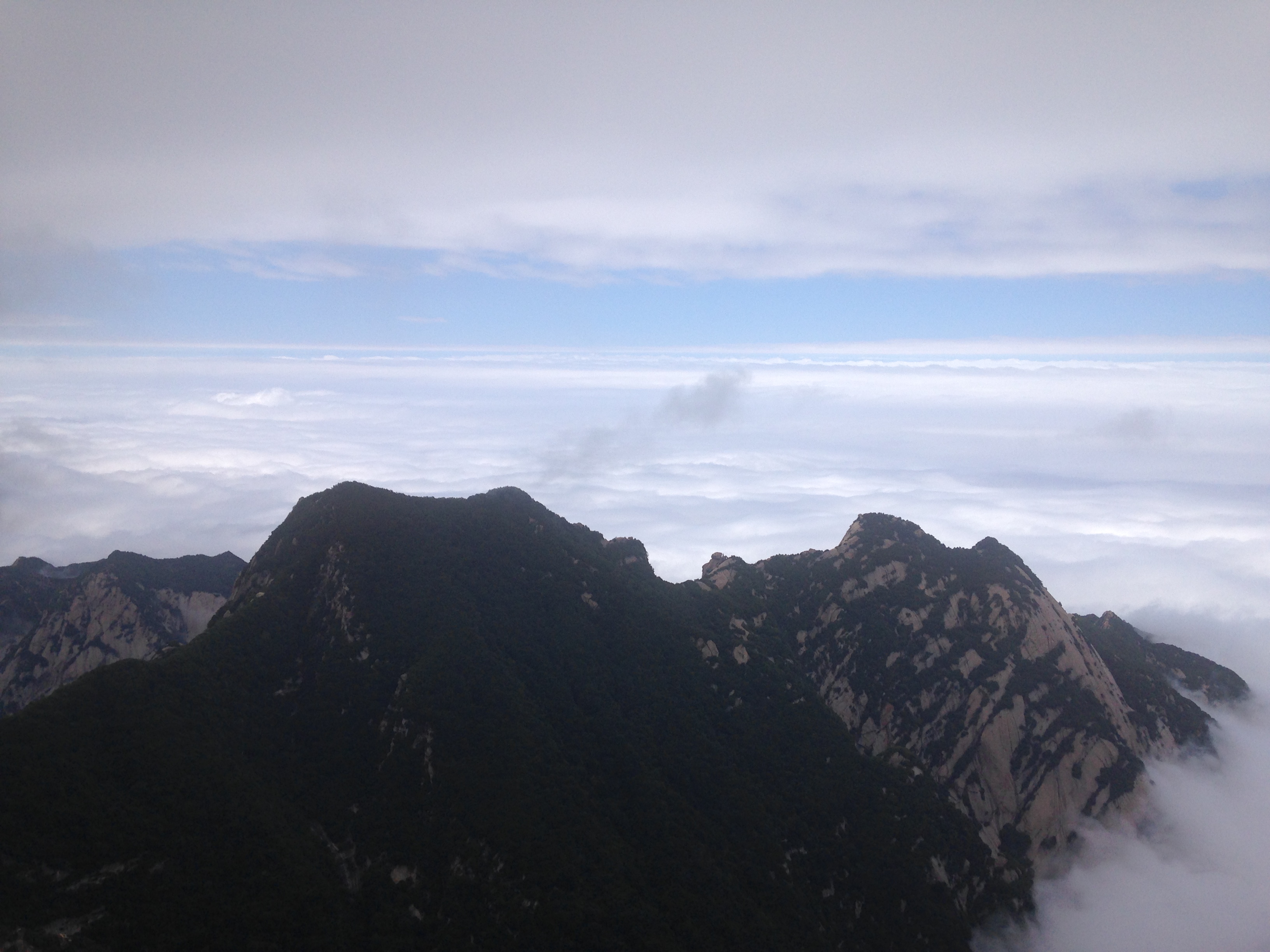华山这么危险建议爬吗,去华山一定得爬最险的吗