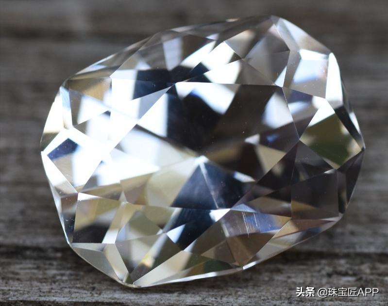 四种宝石图片大全,各种宝石黄色