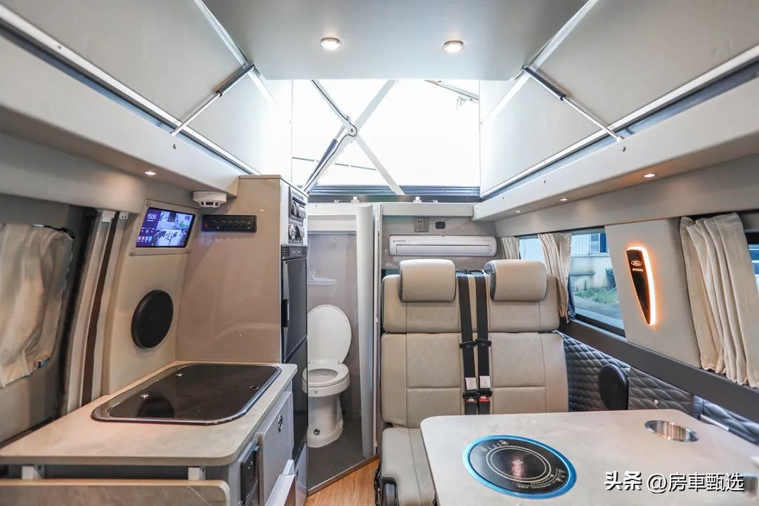 福特新全顺升顶商旅房车,福特新全顺2023款旅居房车