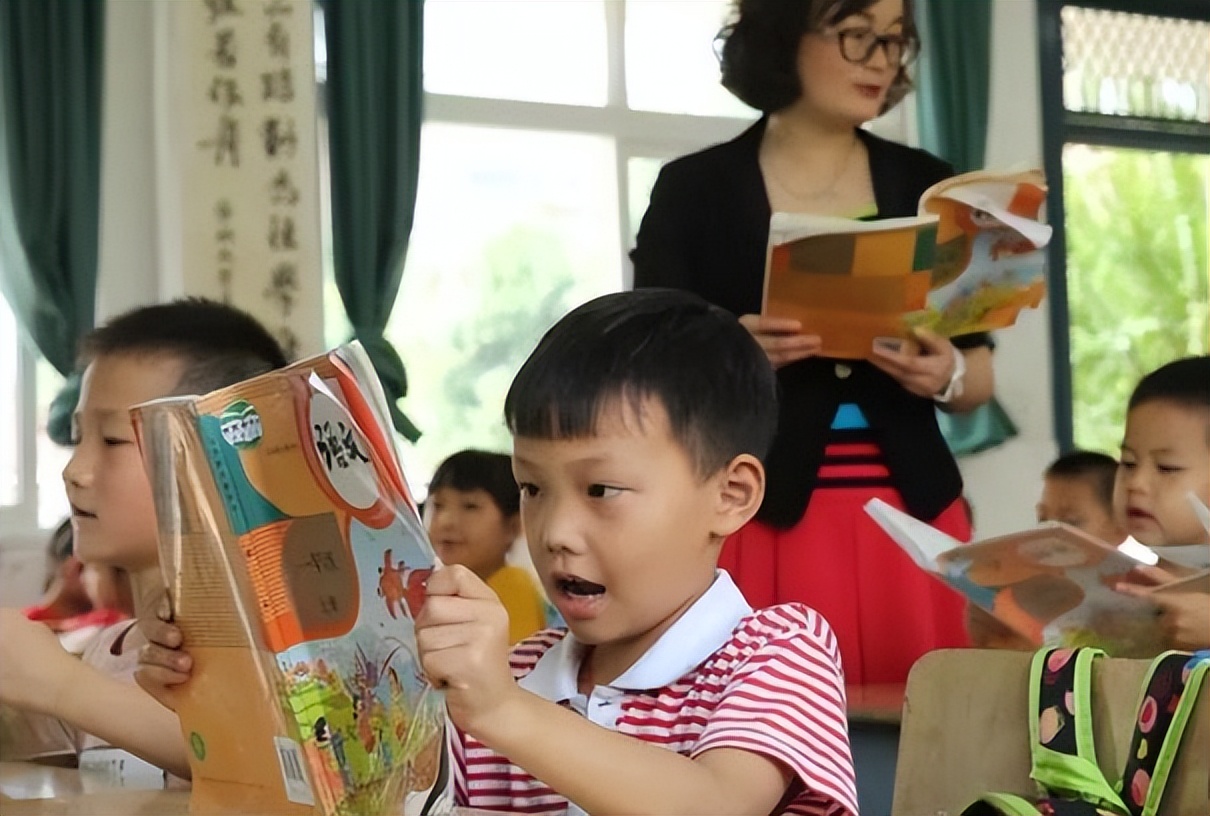 终于找到证据，“斯人”版教材被找到，看出版社工作人员如何解释