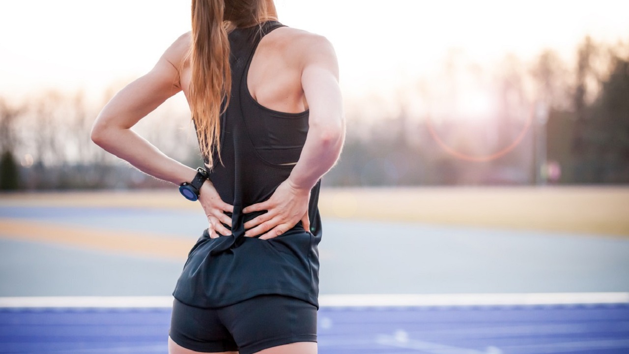 腰不疼尿血怎么回事,腰有点痛出现血尿是什么原因