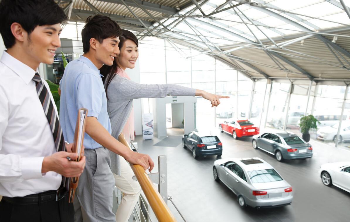 上牌费收1500合理吗,4s店买车上牌1500