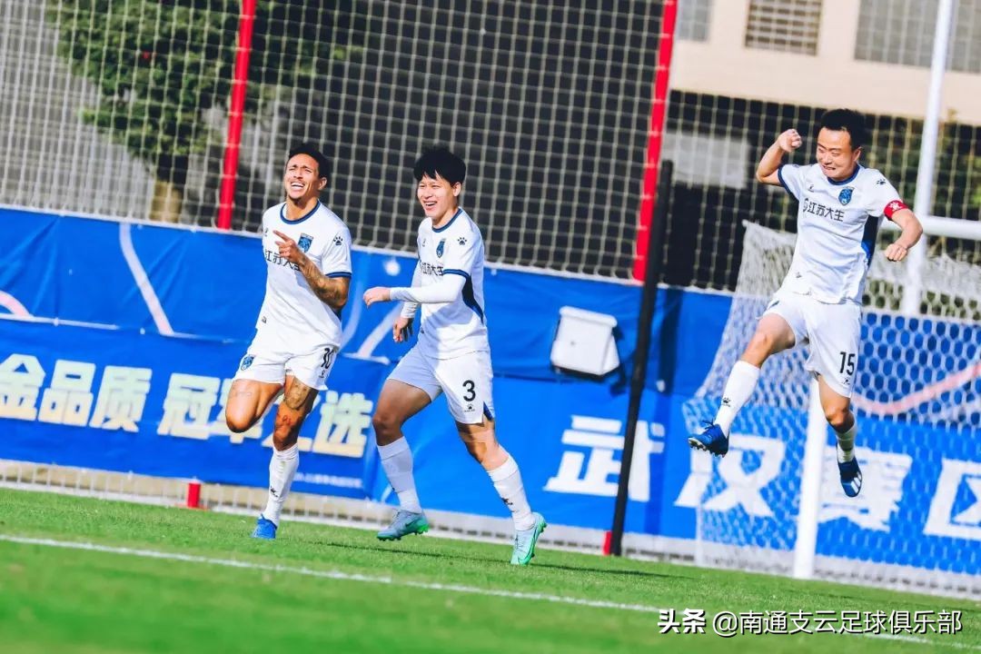 集锦|保持饥饿战斗不止，两狼相遇誓取胜利