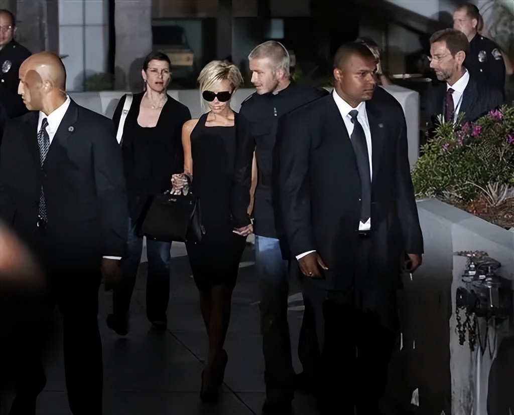 医生中最赚钱的职业,比医生赚钱的职业