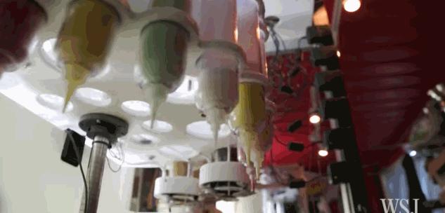 来看看天猫、vivo和可口可乐如何将贩卖机玩出了新花样？