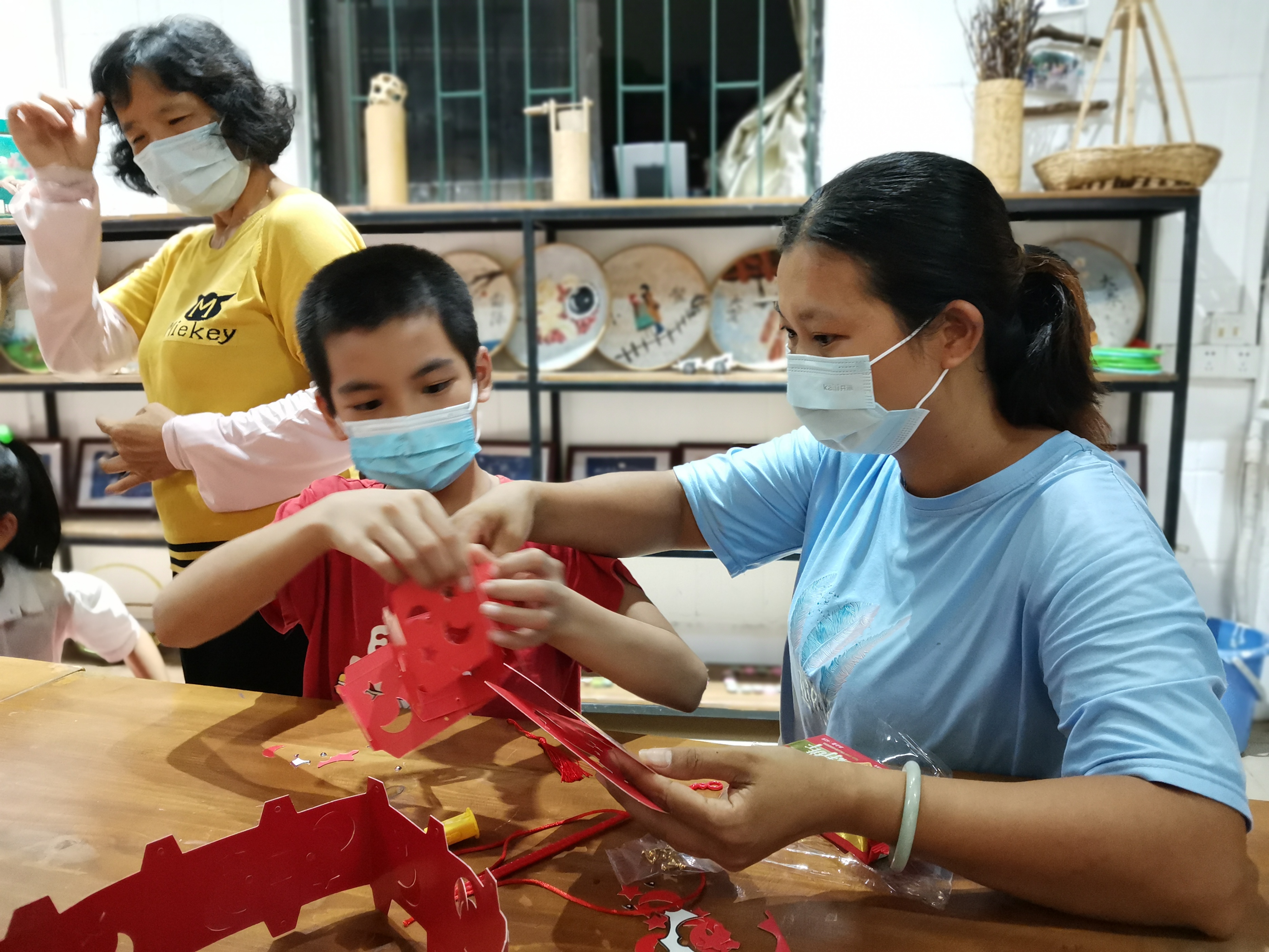 情意浓浓爱满中秋,情意浓浓爱满中秋中队活动