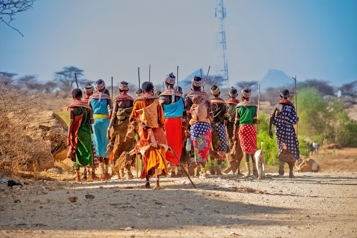 中国人在非洲喜欢请马赛保镖，那么来了解一下非洲马赛人